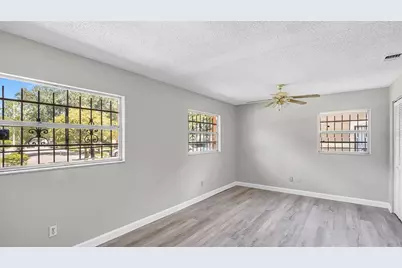 5377 Rosegay Court, Orlando, FL 32811 - Photo 8