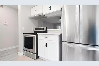 4836 Marks Terrace #394, Orlando, FL 32811 - Photo 6