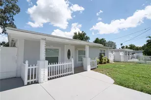 7413 N Arrawana Ave, Tampa, FL 33614 - Photo 6