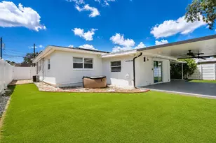 7413 N Arrawana Ave, Tampa, FL 33614 - Photo 8