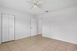 7413 N Arrawana Ave, Tampa, FL 33614 - Photo 16