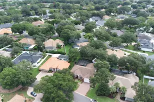 7725 Apple Tree Cir, Orlando, FL 32819 - Photo 4