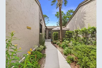 407 Meadowood Boulevard, Fern Park, FL 32730 - Photo 2