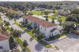1050 Las Fuentes Dr, Kissimmee, FL 34746 - Photo 1