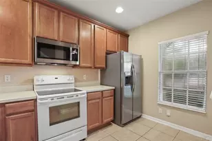 10332 Manderley Way, Orlando, FL 32829 - Photo 8