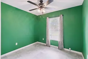 3244 Laurel Dale Dr, Tampa, FL 33618 - Photo 18