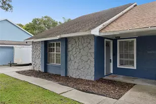 3244 Laurel Dale Dr, Tampa, FL 33618 - Photo 2
