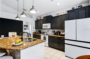 8066 King Palm Cir, Kissimmee, FL 34747 - Photo 8