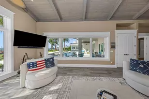 1744 Santa Barbara Dr, Dunedin, FL 34698 - Photo 48