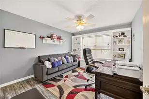 1563 Hollyberry Pl, The Villages, FL 32162 - Photo 26