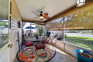 1563 Hollyberry Pl, The Villages, FL 32162 - Photo 28