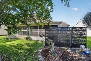 1563 Hollyberry Pl, The Villages, FL 32162 - Photo 28