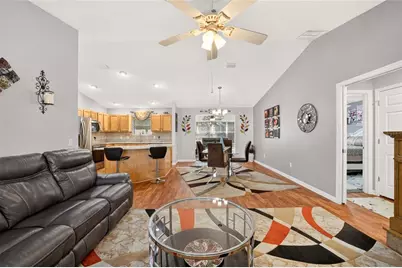 1563 Hollyberry Place, The Villages, FL 32162 - Photo 14
