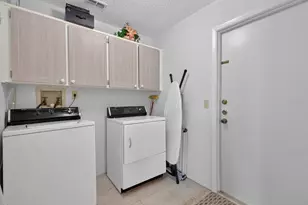 1016 Lester Ridge Ct, Kissimmee, FL 34747 - Photo 22