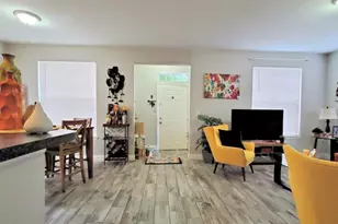 6025 Westgate Dr, Orlando, FL 32835 - Photo 2