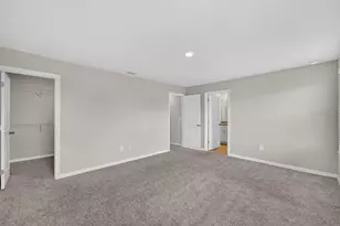 7630 Intrepid Rd, Wesley Chapel, FL 33545 - Photo 16