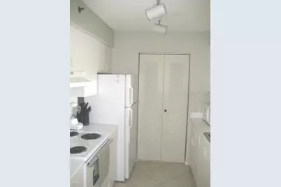19655 E Country Club Drive #6403, Aventura, FL 33180 - Photo 2