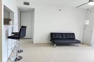 19655 E Country Club Dr, Aventura, FL 33180 - Photo 4