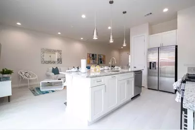 7512 Sunflower Circle, Kissimmee, FL 34747 - Photo 8