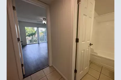 115 E Smith Street #8, Orlando, FL 32804 - Photo 10