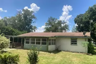 228 Marveline Dr, Lakeland, FL 33815 - Photo 2