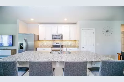 3881 Marbella Way, Davenport, FL 33897 - Photo 16