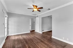 220 E Grant St, Orlando, FL 32806 - Photo 6