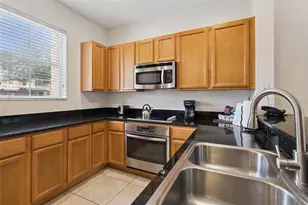 2711 Coupe St, Kissimmee, FL 34746 - Photo 8