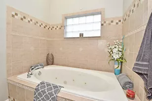1792 Pam Cir, Belle Isle, FL 32809 - Photo 32