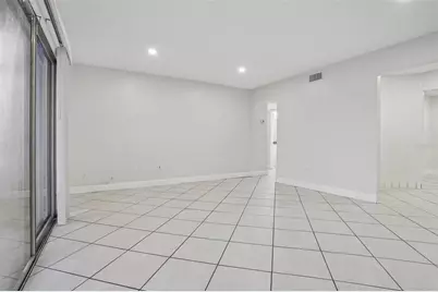 546 Orange Drive #13, Altamonte Springs, FL 32701 - Photo 6