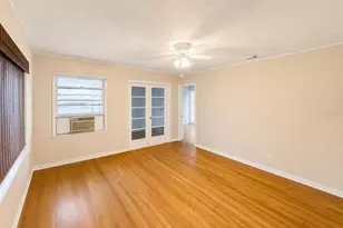 1370 Admiral Woodson Ln, Clearwater, FL 33755 - Photo 10