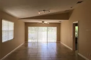 11824 Delfina Ln, Orlando, FL 32827 - Photo 4