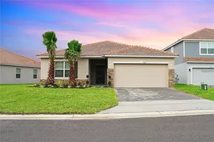 1162 Oak Bluff Dr, Davenport, FL 33837 - Photo 1