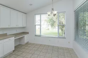 931 Vindale Rd, Tavares, FL 32778 - Photo 12