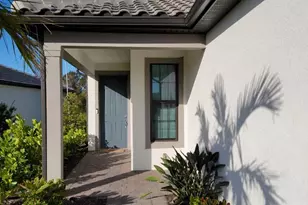 6052 Baywood Ct, Bradenton, FL 34211 - Photo 2