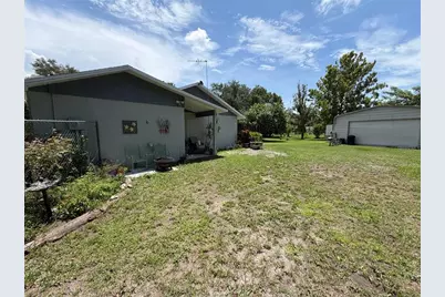 3707 36th Street E, Bradenton, FL 34208 - Photo 2
