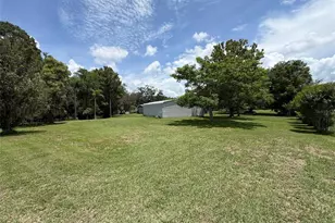 3707 36th St E, Bradenton, FL 34208 - Photo 12