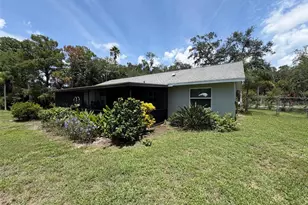 3707 36th St E, Bradenton, FL 34208 - Photo 8