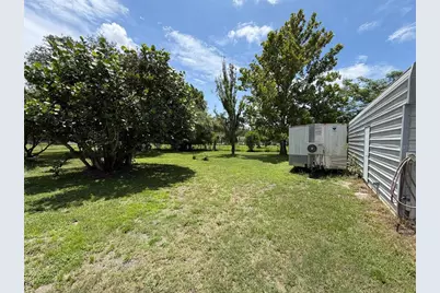 3707 36th Street E, Bradenton, FL 34208 - Photo 6