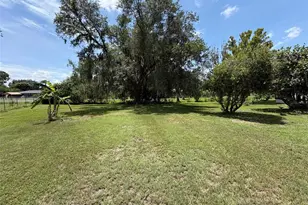 3707 36th St E, Bradenton, FL 34208 - Photo 10