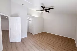 9454 Mississippi Run, Weeki Wachee, FL 34613 - Photo 14