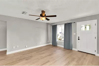 5556 Memorial Drive, Orlando, FL 32821 - Photo 10