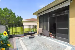524 Presido Park Pl, Poinciana, FL 34759 - Photo 6