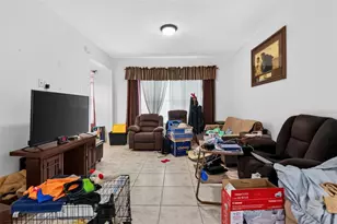524 Presido Park Pl, Poinciana, FL 34759 - Photo 18