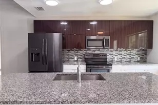 2840 S Shade Ave, Sarasota, FL 34239 - Photo 6