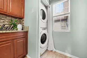 945 Bakewell Ct, Lake Mary, FL 32746 - Photo 8