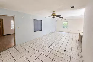 6806 SE 215th St, Hawthorne, FL 32640 - Photo 4