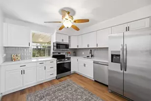 7242 Lynnwood Ave N, Saint Petersburg, FL 33710 - Photo 26