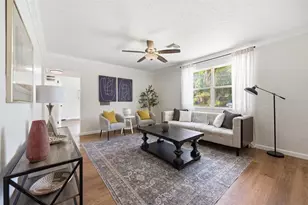 7242 Lynnwood Ave N, Saint Petersburg, FL 33710 - Photo 16