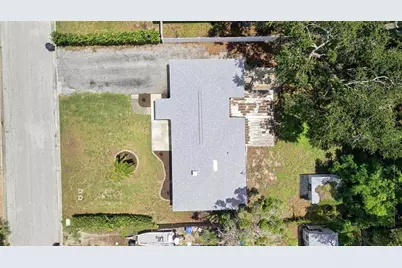 7242 Lynnwood Avenue N, Saint Petersburg, FL 33710 - Photo 10